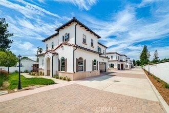 Building Photo - 2709 Cogswell Rd