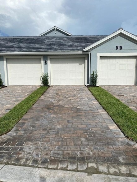 Building Photo - 14194 Heritage Landing Blvd