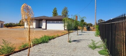 Building Photo - 7810 Excelsior Rd