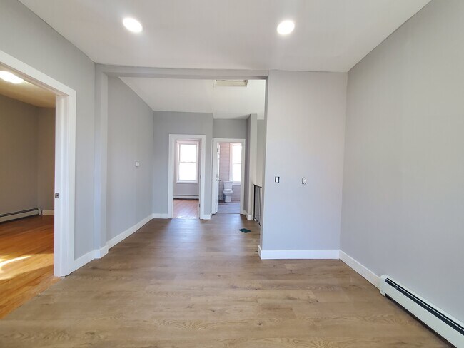 Building Photo - 179 Armstrong Ave