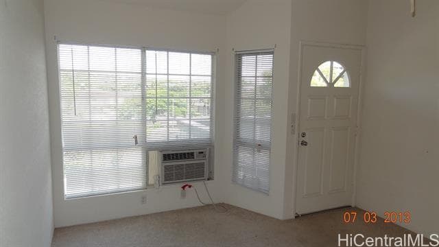 Building Photo - 284 Mananai Pl