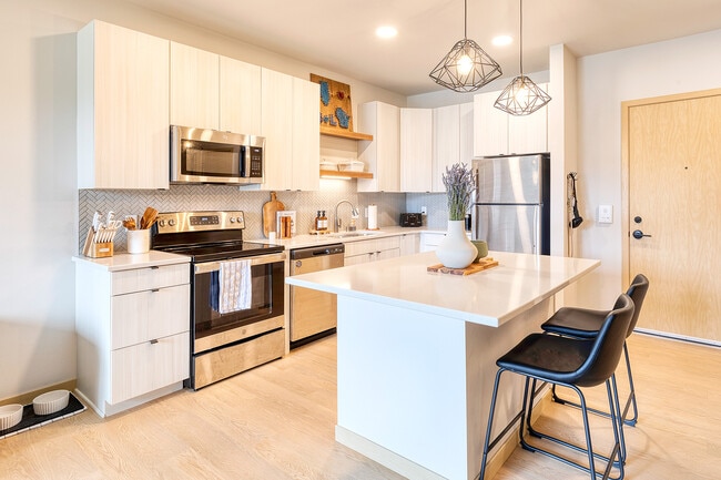 Building Photo - The Sofia