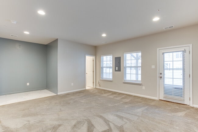 Building Photo - 4216 WOODSPRING Ln