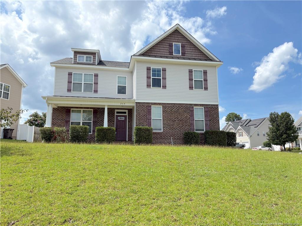 Foto principal - 260 Trenton Pl