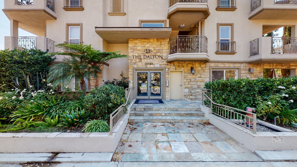 11540 Moorpark St Unit 103, North Hollywood, CA 91602 Condo for Rent in North Hollywood, CA