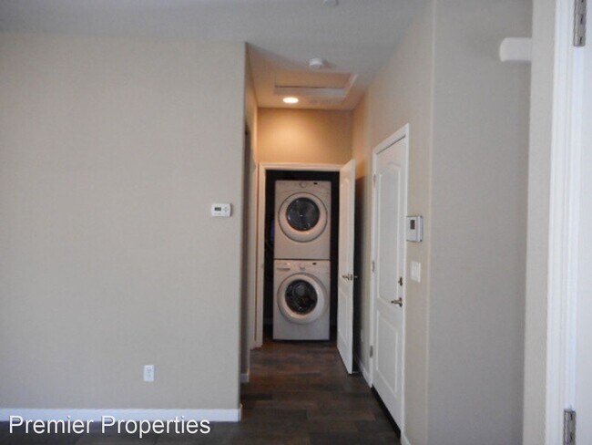 Building Photo - 2 br, 2 bath House - 10920 N Braden Way
