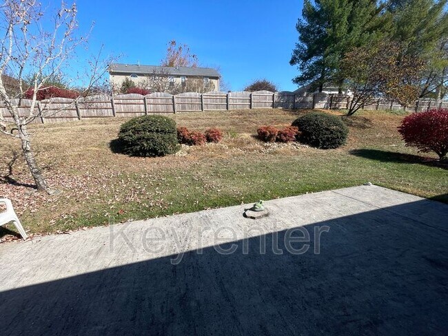 Building Photo - 706 Harbor Way