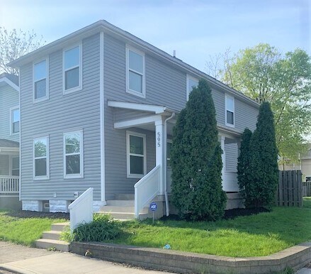 Primary Photo - 595 E Columbus St