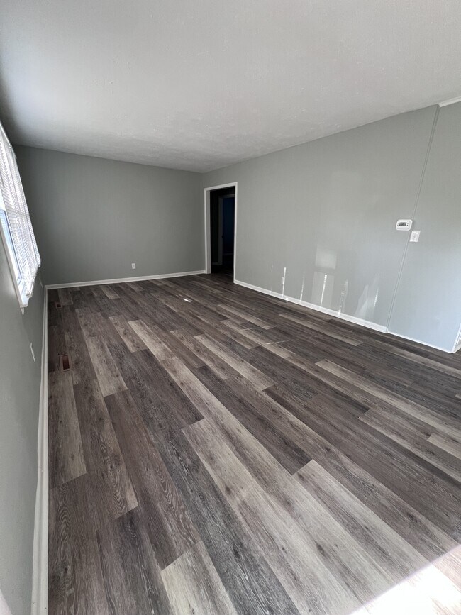 Foto del edificio - 2308 Pine Way