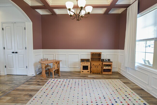 Foto del edificio - Pet Friendly Four Bedroom!