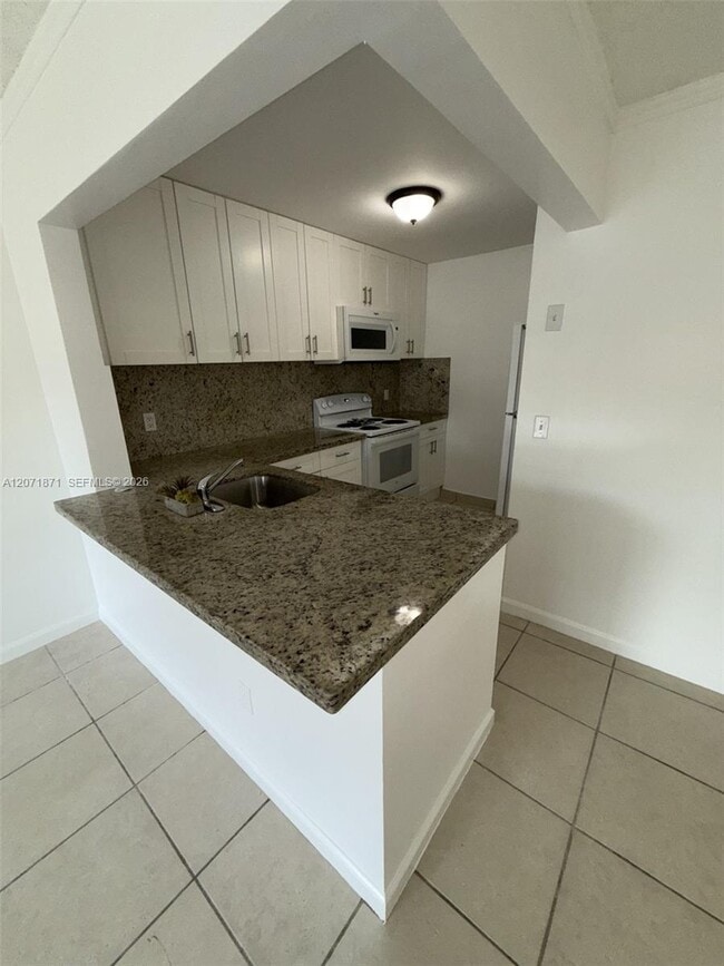 Foto del edificio - 15324 SW 72nd St
