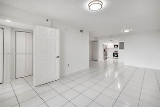 Building Photo - 1650 Coral Wy