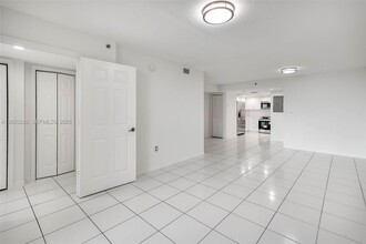 Building Photo - 1650 Coral Wy