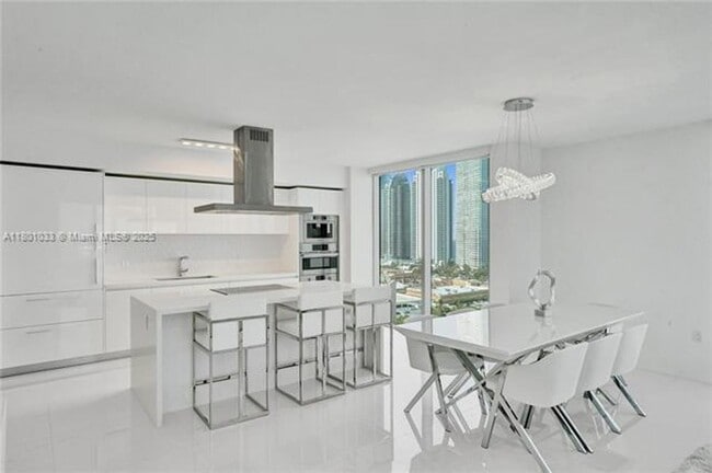 Building Photo - 330 Sunny Isles Blvd