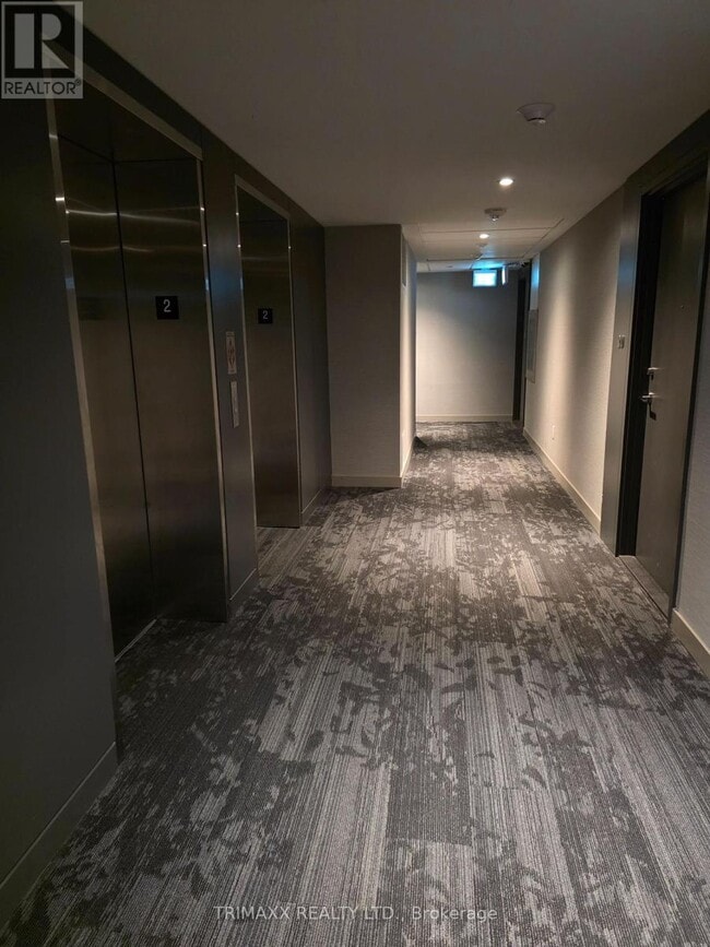 Building Photo - 3005 Pine Glen Rd