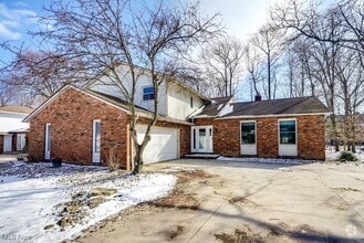 Building Photo - 3969 E Ash Ln
