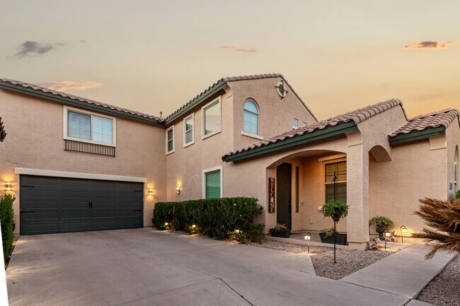 Foto del edificio - 1762 W Homestead Dr