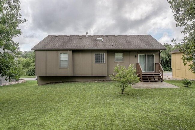 Foto del edificio - 612 NE Topaz Dr