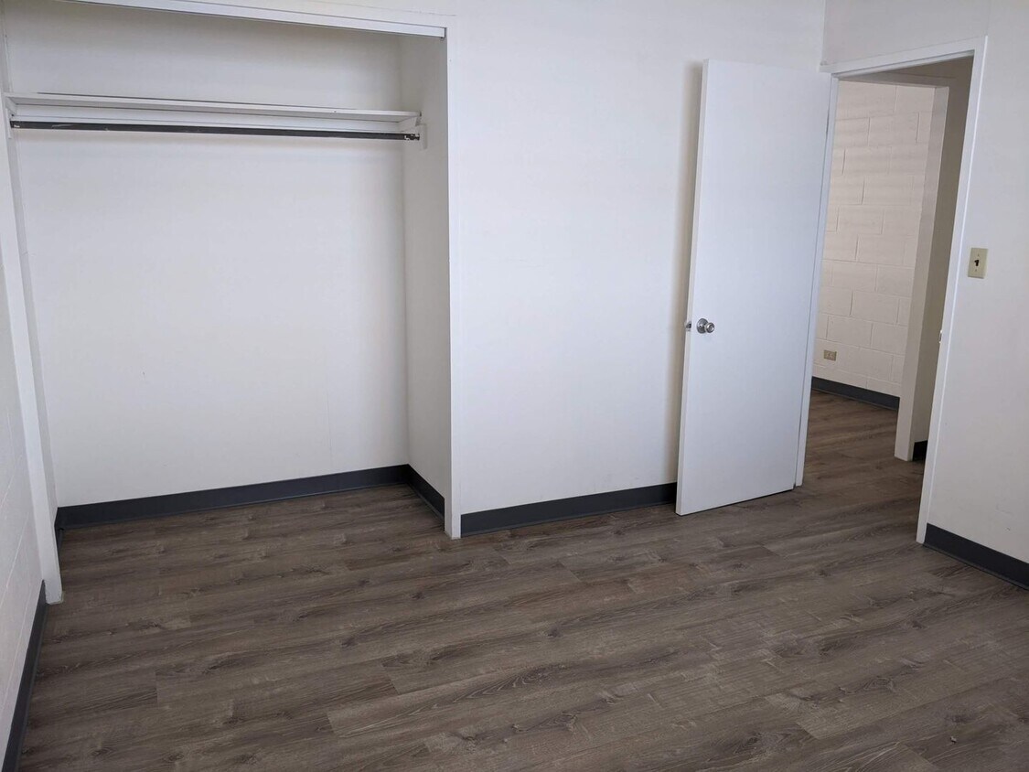 Building Photo - Kapalama - 1/1/1 - $1,250 - Hale Umi