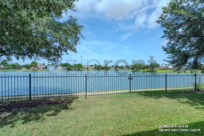 Building Photo - 25315 Hamden Valley Dr