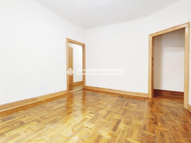 Foto del edificio - 64 W 108th St