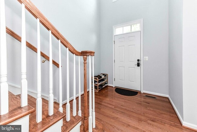 Building Photo - 359 Preston Dr