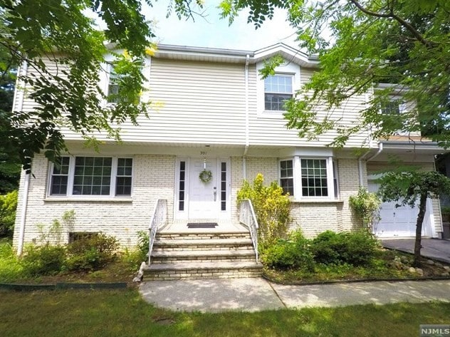 Foto principal - 301 Vreeland Ave