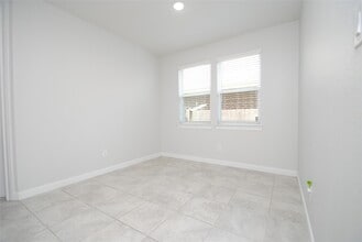 Building Photo - 8834 Arch Rock Dr