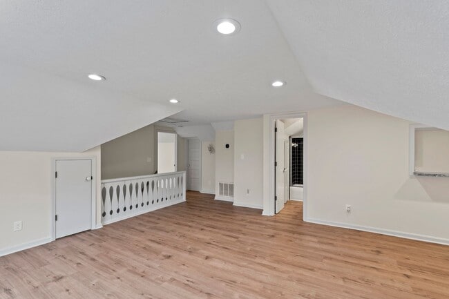 Building Photo - 4206 Southern Pkwy