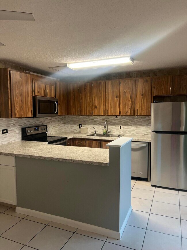 Foto del edificio - 1009 10th Ln