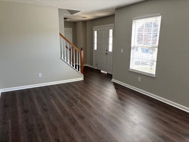 Foto del edificio - 169 Walkbridge Way