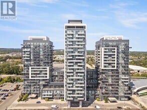 Building Photo - 2087-2087 Fairview St