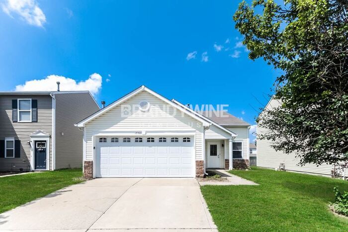 Primary Photo - Spring into this beautiful 3 bedroom home!