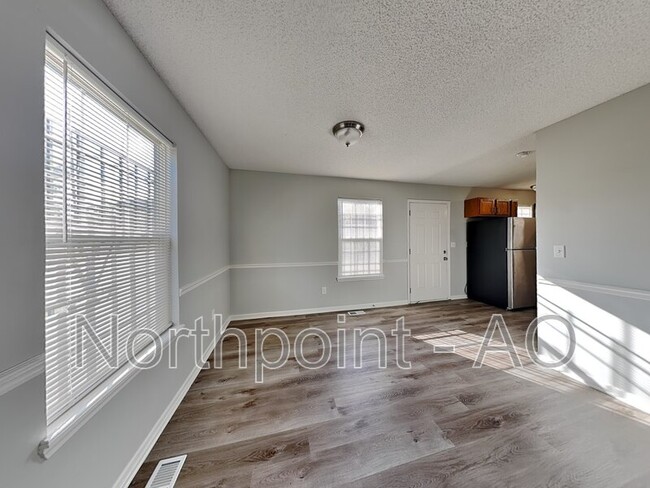 Building Photo - 4214 Woodland Ave