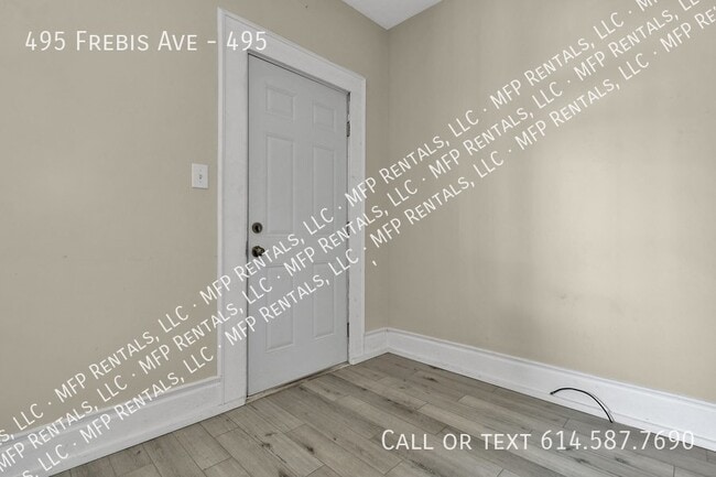 Building Photo - 495 Frebis Ave