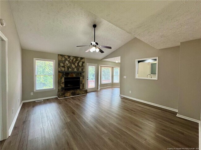 Building Photo - 5724 Randleman St