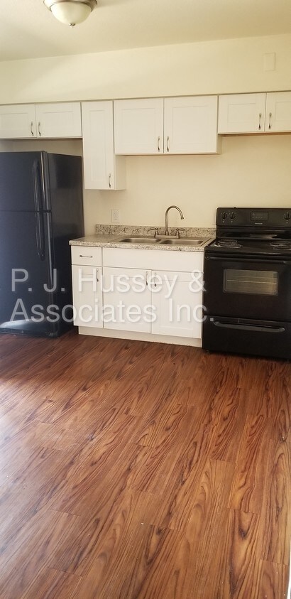 Building Photo - 6802 W Glendale Ave #18