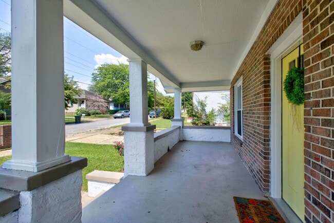 Photo - Bungalow in Downtown Chattanooga House