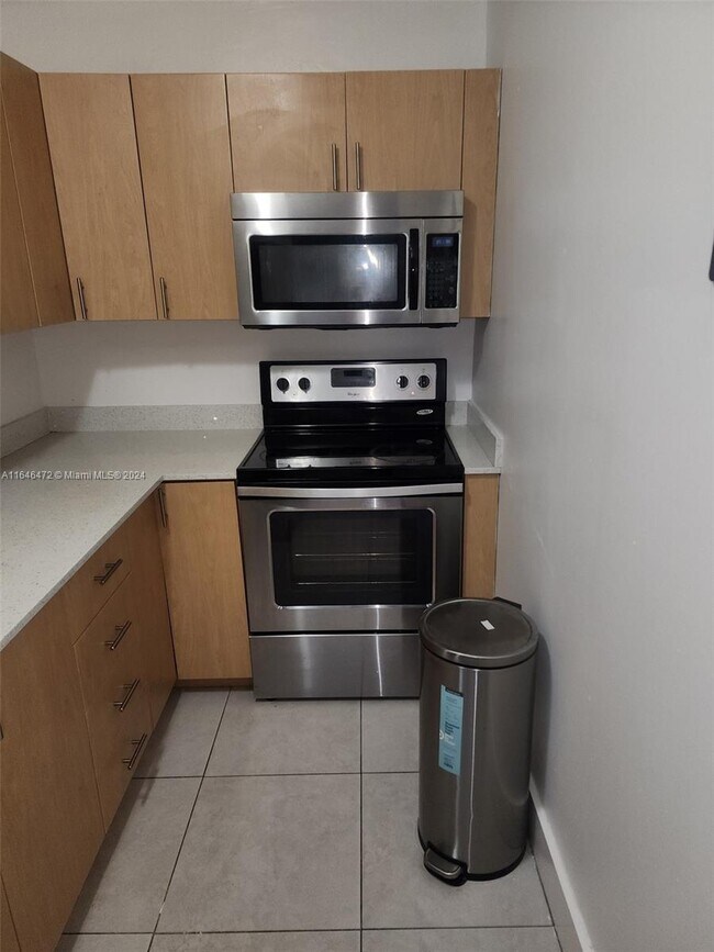 Foto del edificio - 4855 NW 7th St