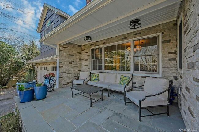 Foto del edificio - 5270 Nassau Point Rd