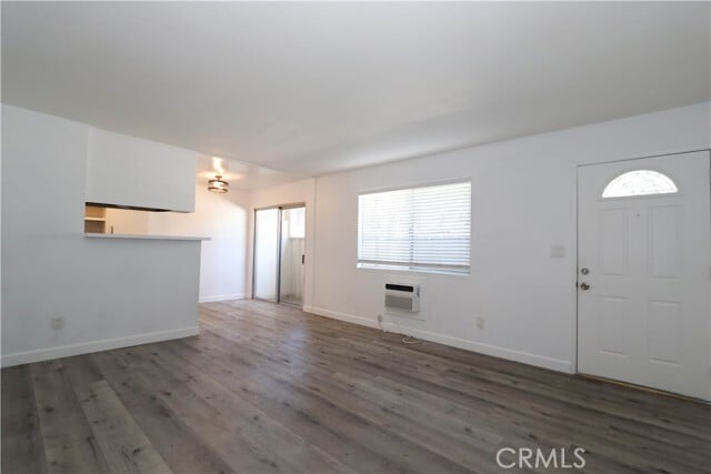 Foto del edificio - 460 Vista Ave