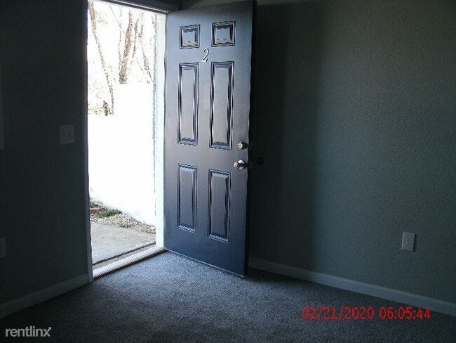Building Photo - 1 br, 1 bath Apartment - 35 Suyeta Park Drive