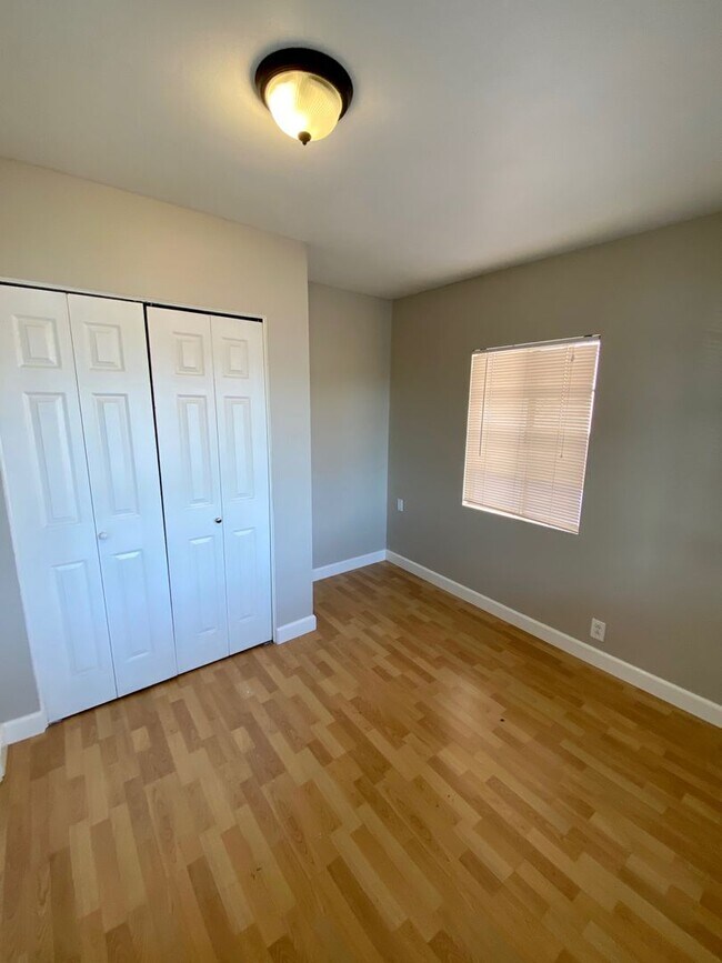 Foto del edificio - 4086 Thorn St