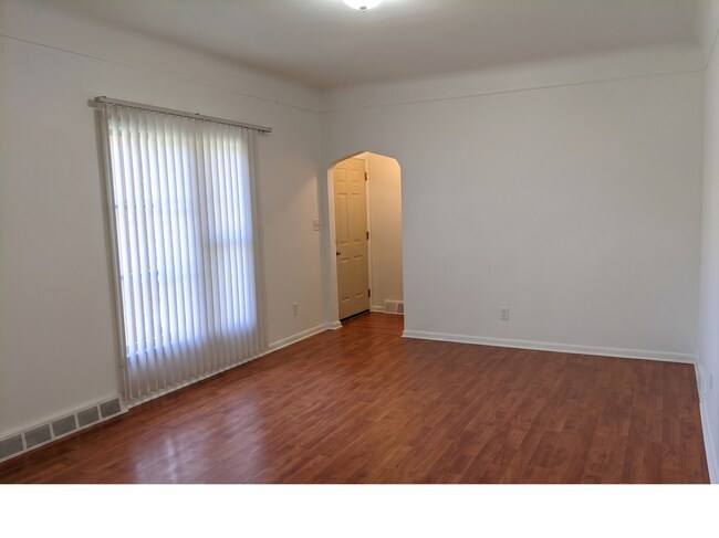 Foto del edificio - 35759 Glenwood Rd