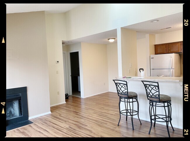 Foto del edificio - 2110 Aspen Dr