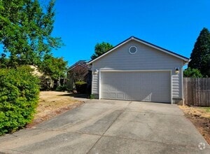Building Photo - 4975 Keiko Ct NE