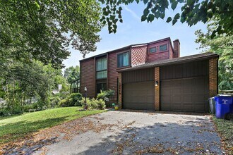 Building Photo - 10069 Cape Ann Dr