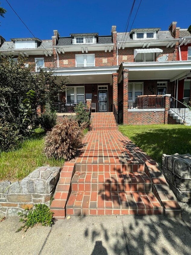 239 Missouri Ave NW, Washington, DC 20011 House Rental in Washington