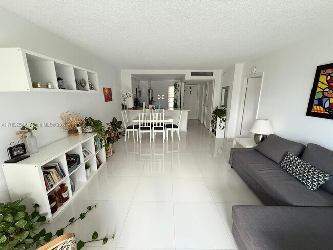 Foto del edificio - 20500 W Country Club Dr