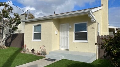 Building Photo - 1225 Buenos Ave